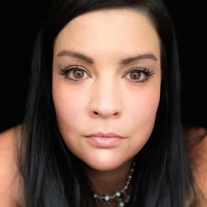 Meet your Posher, Alisha